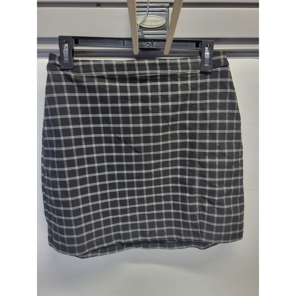 Hollister Black White Plaid Ultra High-Rise Mini Skirt Back Zip Size M